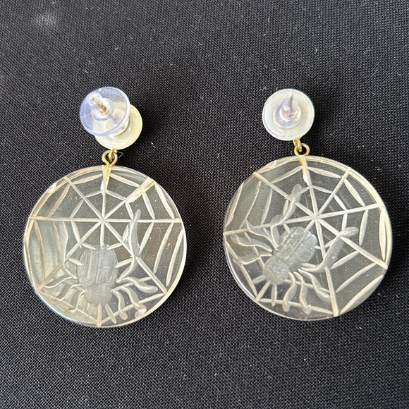Etched Spider Web Earrings - Picture 4 of 4